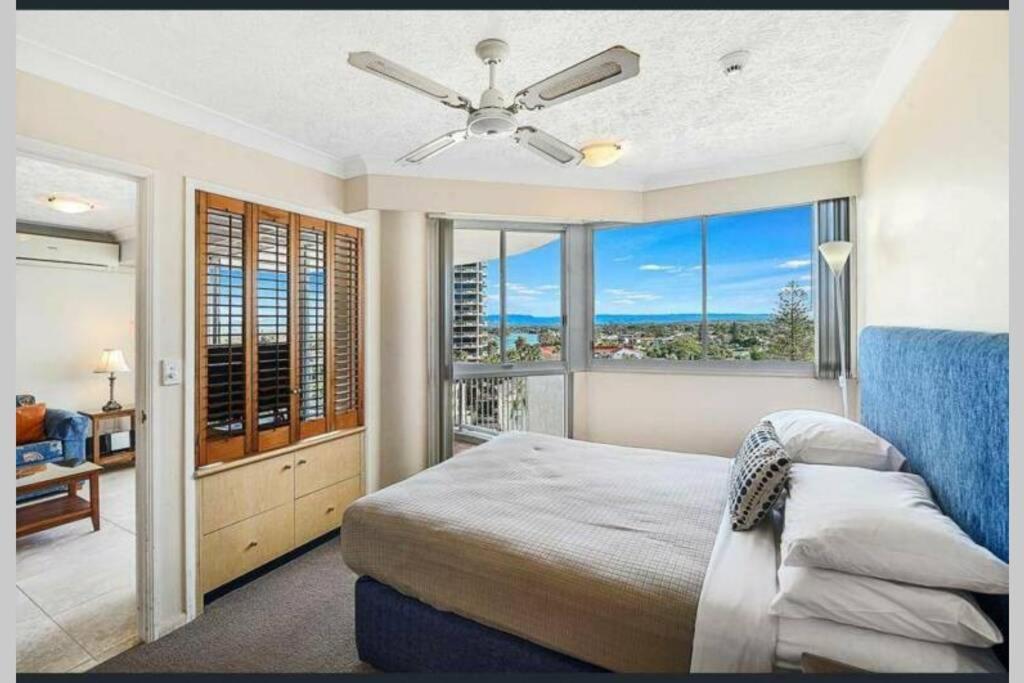 Surfers/Broadbeach Pool View. Free Parking & Wifi Gold Coast Exterior photo